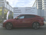 【XDrive】強大なパワーをXdriveシステムが瞬時に理想的な可変配分を行い、かつてない安心・快適・スポーティな走りを約束します。走行状況に応じてトルク配分を最適化してくれる優れものです!
