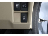 【横滑り防止装置】ドライバーの安全運転をアシストしてくれる装備が充実しています☆ドライバーの不安を安心へと変えてくれますね。