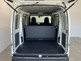 延長保証につきましてはお求めいただく車両によって保証料が異なりますので、当店スタッフまでお気軽にお問い合わせくださいませ。