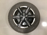 当社にてデモ走行時に装着していたワンシーズン使用の中古スタットレスタイヤ+ホイール4本セットを用意致しました。(2024年製、タイヤ+ホイールは現状渡し、保証対象外です)