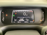 マルチインフォメーション・ディスプレイでは、燃費や車速、ホンダセンシング機能の注意表示など表示され、快適な運転に。