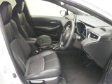 運転しやすいポジションのフロントシート