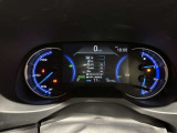 メーター中央に、車両情報を伝える表示機能ディスプレメーター!