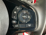 【アダプティブ・クルーズ・コントロール】予め設定した車速内でクルマが自動的に加減速。 前走車との適切な車間距離を維持しながら追従走行し、高速道路でのドライバーの疲労を軽減してくれる嬉しい機能付♪