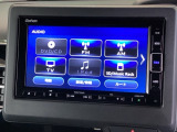 ナビ機能だけでなく、ミュージックサーバー、Bluetooth、フルセグテレビ、DVDとCD再生など、オーディオ機能がついています。