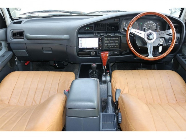 トヨタ ランドクルーザー80 4.5 VXリミテッド 4WD の中古車詳細