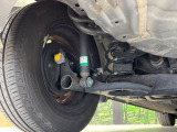 お車を安心してお乗りいただく為には、足回りの定期点検が欠かせません。サービスサポート(有償保証)では無料点検もご提供しており、安心のカーライフをお過ごしいただけるサポート体制が整っています。