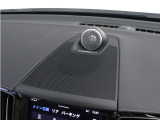 【Bowers&Wilkins】世界のオーディオファン垂涎のプレミアムサウンドシステムを搭載。コンサートホールのベストポジションに相当する音場空間を忠実に再現。乗る人すべてに驚きの音響体験を提供します