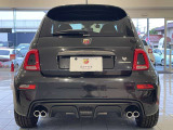 ご覧いただきありがとうございます。当店はショールーム内と屋外展示場に選りすぐりのFIAT・ABARTH・Alfaromeoの正規認定中古車を展示しており、在庫車両はできる限り多く撮影、掲載してご案内しております。