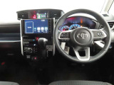 ぜひ展示車の運転席に座ってみてください。