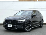 北欧流のラグジュアリーを体現したXC60。伝統的なスカンジナビアン・デザインを継承しながら、躍動感にあふれ優雅な雰囲気を身にまとう、新しい潮流を具現化したスタイリングです。