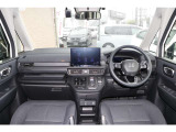 全周、運転しやすい視界のよさ。特に斜め前方は前下がりのサイドウインドウや細いフロントピラー、大きなフロントコーナーウインドウで視界広々