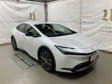 広々とした車内空間に優れた燃費性能。更にデザインも上質で人気のお車です!