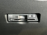 品質へのこだわり!フロアマットやシートなど車内をキレイに清掃し、ニオイや汚れなどを徹底的にクリーニングしてもらっております。室内はピカピカです☆