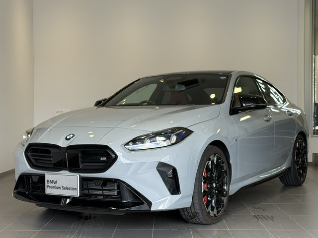 2シリーズグランクーペ M235 xドライブ 4WD
