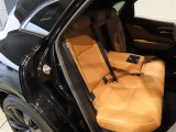 ゆとりある広々とした車内空間は、ドライブを始め買い物やレジャーなど、幅広く活躍します。一人でもみんなとでもお出かけを楽しみましょう!