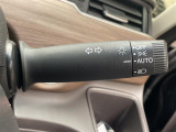 【オートライト(AUTO)】外の明るさをシステムが感知して、自動でヘッドライトが点灯します!ヘッドライトをつけ忘れを防ぐ便利機能です。