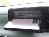 AM/FM・CD・DVD・ブルートゥースなどの機能付!
