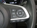 【レーダークルーズコントロール】(全車速追従機能付)付きです。車速に応じて追従支援してくれるので、ロングドライブも快適です。詳細は販売店スタッフまでおたずねください。