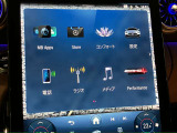 新しくなったセンターコンソールはスマートフォンを操作するような感覚でナビから車両の設定までが可能です。