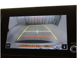 バックガイドモニターで、後方を確認しながら安心して駐車することができます。運転初心者も熟練者も必須の機能ですよ!