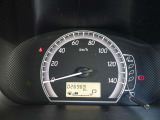 大きくて視認性の良いアナログメーターです。 走行距26969Km