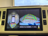 【パノラマモニター】専用のカメラにより、上から見下ろしたような視点で360度クルマの周囲を確認することができます☆死角部分も確認しやすく、狭い場所での切り返しや駐車もスムーズに行えます。