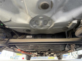 【 車両底面 】現車の確認はお電話で在庫のご確認の上、是非ご来店くださいませ!ご来店の難しい方は店舗スタッフがお電話やメールで詳細をお答えさせて頂きます。