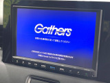 【純正ナビ】人気の純正ナビを装備しております。ナビの使いやすさはもちろん、オーディオ機能も充実!キャンプや旅行はもちろん、通勤や買い物など普段のドライブも楽しくなるはず♪