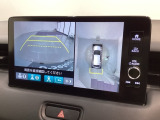 アップルカープレイ対応全方位モニターがついています! 車の周囲を360&deg;安全確認できるので、普段の駐車はもちろんの事、縦列駐車や幅寄せの際にも活躍してくれますよ。