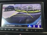 バックモニター付きで、車庫入れやバック時の後方確認をしっかりサポート。モニターに映し出される映像で死角も確認しやすく、狭い場所での駐車や後退時の操作をより安心して行えます。