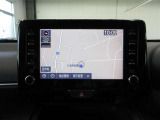 ディスプレイオーデイオ(AM/FMチューナー・Biuetooth・USB入力)+ナビが付いています。