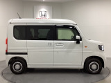 購入後も自社指定整備工場完備でお客様の愛車をしっかりサポート致します!御納車時には安全かつ安心してお乗り頂けるようホンダ専門知識を持つ整備スタッフが点検・整備・装備も説明をしてお渡ししております。