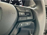 Hondaセンシングの機能のひとつ、アダプティブクルーズコントロール付!アクセルから足を離しても設定したスピードと前車との車間を保ち走行してくれます!車線維持もアシスト☆高速道路で疲労軽減ですね☆