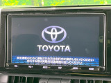 【純正ナビ】人気の純正ナビを装備しております。ナビの使いやすさはもちろん、オーディオ機能も充実!キャンプや旅行はもちろん、通勤や買い物など普段のドライブも楽しくなるはず♪