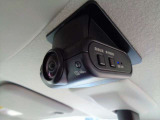 事故に遭遇してしまった時など、品質の高い映像と音声で運転の記録するドラレコ。ドライブの思い出を記録に残したい方や、ご自身のドライビングをチェックされたいお客さまにもおすすめです!!!!