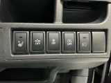 i‐stopなどの各種安全装備の切り替えスイッチです♪