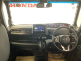 機能的なコックピット。快適な運転を楽しめます。