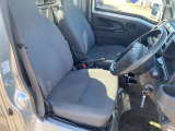 展示車両の他にもお探しの車も注文販売にて対応させて頂きます。詳しくはスタッフまでお尋ね下さい!