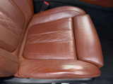 BMW Premium Selection 江戸川は、約20台の展示スペースがあり、常時新車拠店より厳選された認定中古車が続々と入庫しております。