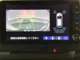 バックでの車庫入れも安心です! リアカメラが付いているバックモニター付のナビを装備しております。バンパーについているソナーや、操作線もついており距離感も画面から確認できます。