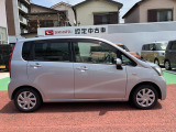 U-CAR谷在家は環七通りの江北陸橋を北・埼玉方面に700メートル先の交差点右側にございます☆電車でお越しの際は日暮里・舎人ライナー【西新井大師西駅】より徒歩3分。歩道からダイハツの看板が見えます!