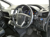 ヴォクシー 1.8 ハイブリッド ZS 煌III 