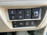 両側電動スライドドア仕様になっております!!