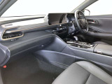見通しのよいすっきりとした視界で、誰でも運転しやすいです。運転のしやすさは疲れにくさにも繋がりますよ♪