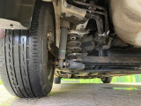 お車を安心してお乗りいただく為には、足回りの定期点検が欠かせません。サービスサポート(有償保証)では無料点検もご提供しており、安心のカーライフをお過ごしいただけるサポート体制が整っています。