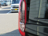 万が一の事故等が起きたときには、自社所有の積載車でお客様の大切なお車を 現地まで積載にお伺いいたします。また、代車を無料でご準備いたします!
