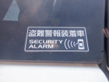 セキュリティーアラームが装備されているので、貴方の大事な車を守ってくれます!防犯対策として安心ですね☆