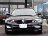 BMW在庫保有台数常時100台以上!ご来店の際はBMW本店(厚木市下荻野140-1)にご来店ください!弊社自慢の全天候型ショールーム!BMW在庫保有台数常時100台以上ございます!
