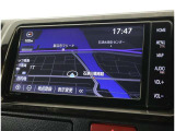 純正ナビを装備。タッチパネル式で使いやすく、お出かけもラクラクです。